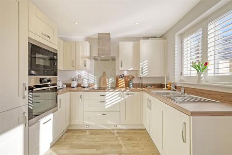27 Shallows Avenue, Great Wakering, Southend-on-sea, SS3 0FR
