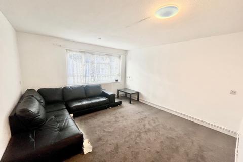 1 bedroom flat to rent, Lewes Close, Northolt UB5