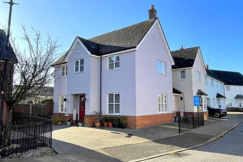 34 Wilkin Drive, Tiptree, Colchester, CO5 0QP