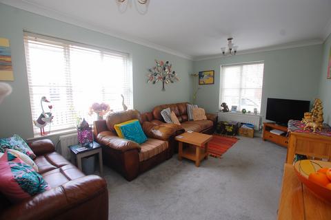 34 Wilkin Drive, Tiptree, Colchester, CO5 0QP