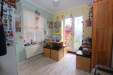 34 Wilkin Drive, Tiptree, Colchester, CO5 0QP