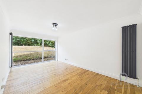 2 bedroom flat to rent, Landcross Drive, Northampton NN3