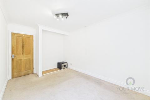 2 bedroom flat to rent, Landcross Drive, Northampton NN3