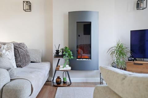 37 Willow Crescent, Chapeltown, Sheffield, S35 1QS