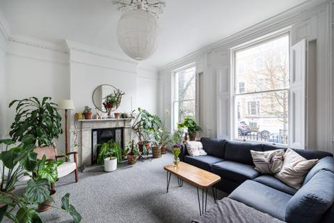 5 bedroom end of terrace house for sale, Northchurch Road, Islington, London