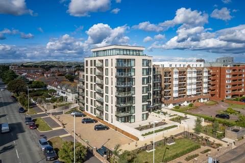 3 bedroom flat for sale, West Parade, Worthing BN11
