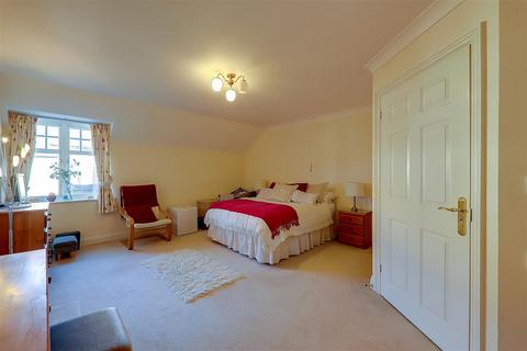 3 bedroom retirement property for sale, Grasmere Court, Wordsworth Road, Worthing BN11