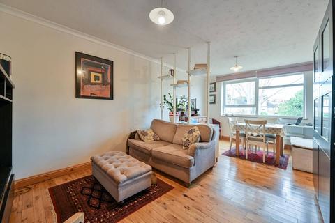 2 bedroom flat to rent, Lynfield Court, Forest Hill, London, SE23