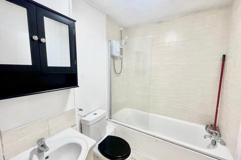 1 bedroom flat to rent, Church Road, Northolt UB5