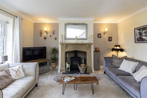 2 bedroom end of terrace house for sale, 4 Cross Villas, Barkisland HX4 0DF