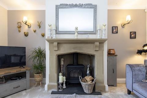 4 Cross Villas, Barkisland, Halifax, HX4 0DF