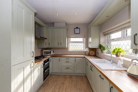 4 Cross Villas, Barkisland, Halifax, HX4 0DF