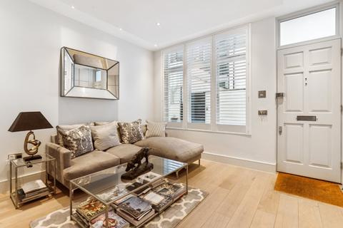 undefined, Cornwall Mews South, South Kensington, London