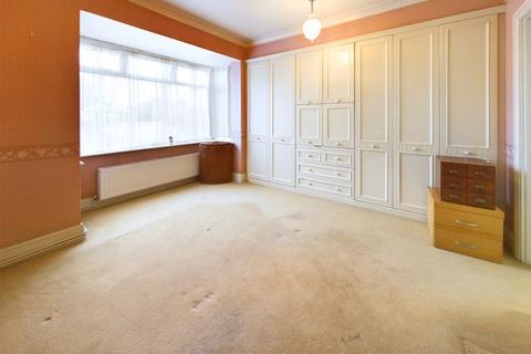 10 Matlock Road, Caterham, CR3 5HP