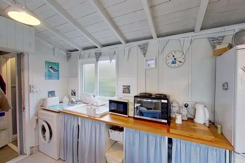 2 bedroom property for sale, Sunlyn, Riviere Towans