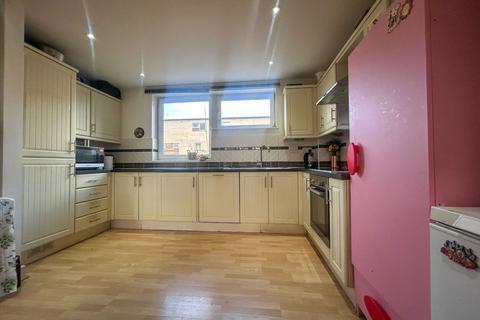 2 bedroom flat for sale, Cubitt Way, Peterborough PE2