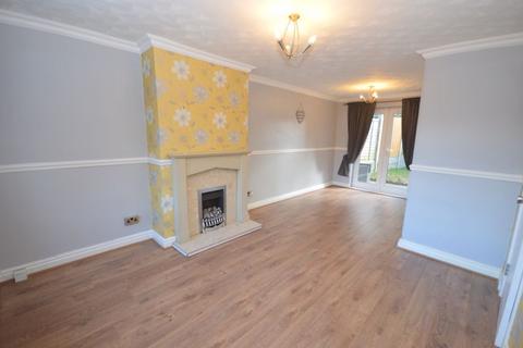 2 bedroom terraced house to rent, Avondale Drive, Widnes