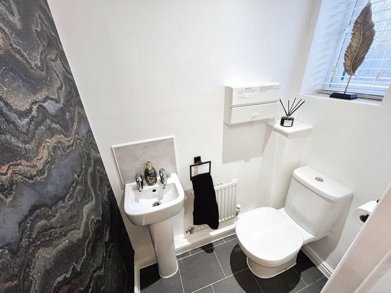 Cloakroom wc