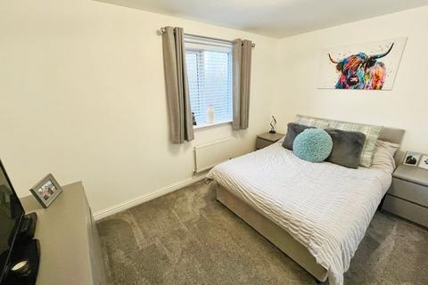 38 Foxhunter Close, Lostock, Bolton, BL6 4GR