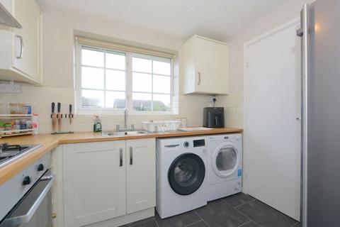 6 Pagham Close, Wolverhampton, WV9 5RD