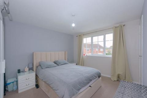 6 Pagham Close, Wolverhampton, WV9 5RD