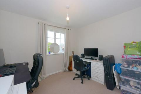 6 Pagham Close, Wolverhampton, WV9 5RD