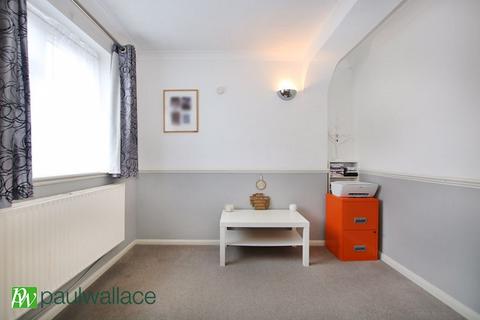 90 Leaforis Road, Cheshunt, Waltham Cross, EN7 6NF