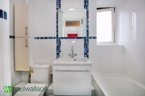90 Leaforis Road, Cheshunt, Waltham Cross, EN7 6NF