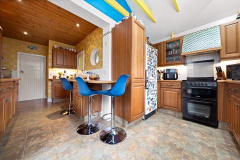 30 East Drive, Carshalton, SM5 4PA