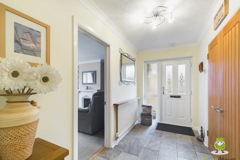 4 Dalewood, Basingstoke, RG22 5EG