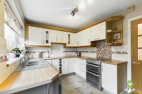 4 Dalewood, Basingstoke, RG22 5EG