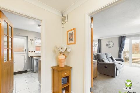 4 Dalewood, Basingstoke, RG22 5EG