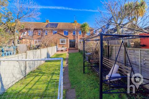 2 bedroom terraced house for sale, Holmside Avenue, Sheerness ME12