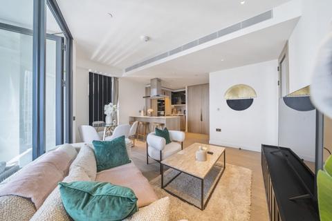 2 bedroom apartment to rent, Nine Elms Lane London SW8