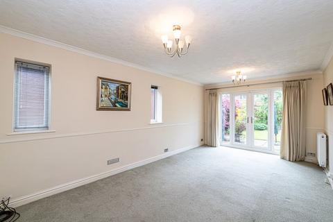 3 bedroom detached house for sale, Millhouse Avenue, Stockton Heath