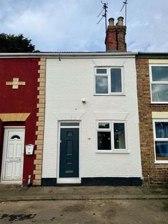 3 bedroom terraced house to rent, Tooley Street, Boston