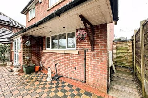 3 bedroom detached house for sale, Well Street, Biddulph, ST8