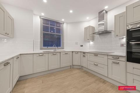 4 bedroom apartment to rent, Oakwood Court London W14