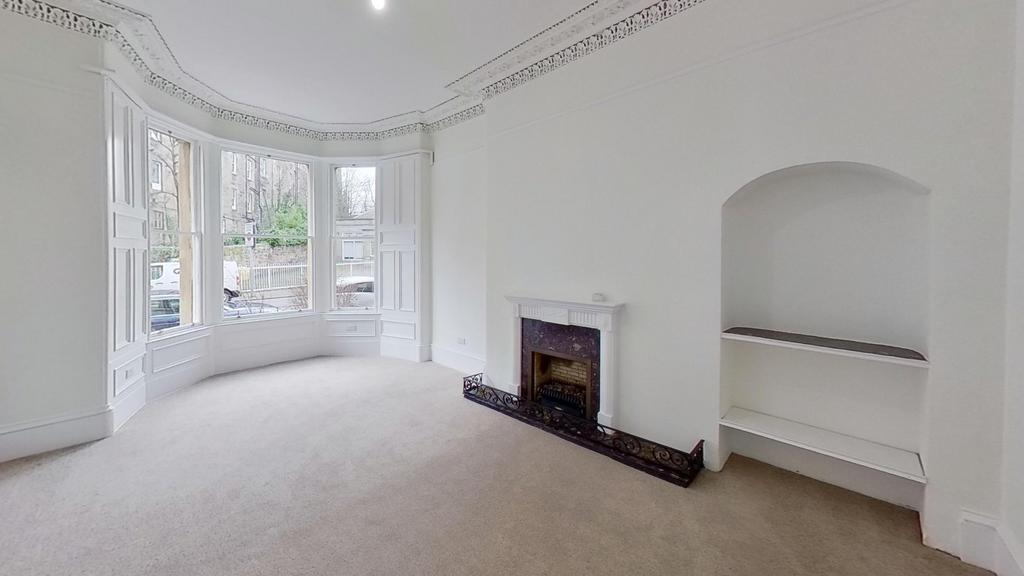 Apartment in Edinburgh - View 4