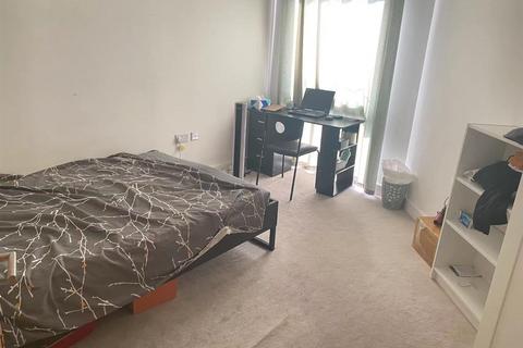 2 bedroom apartment to rent, Barking Road, London E16