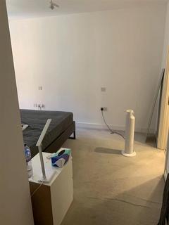 2 bedroom apartment to rent, Barking Road, London E16