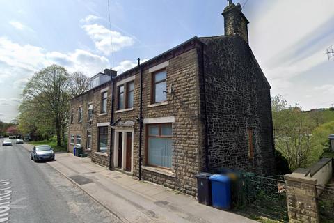 3 bedroom end of terrace house to rent, Market Street, Whitworth OL12