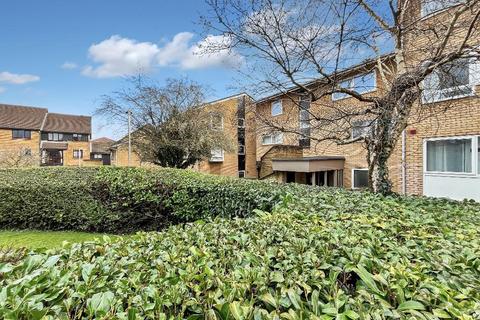31 Pennycroft, Croydon, CR0 9LL