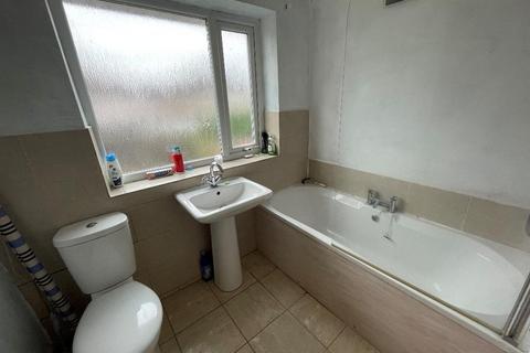 3 bedroom semi-detached house for sale, Morecambe LA4