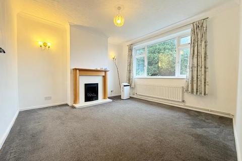 2 bedroom bungalow for sale, Belper Road, L & D Borders, Luton, Bedfordshire, LU4 8RG