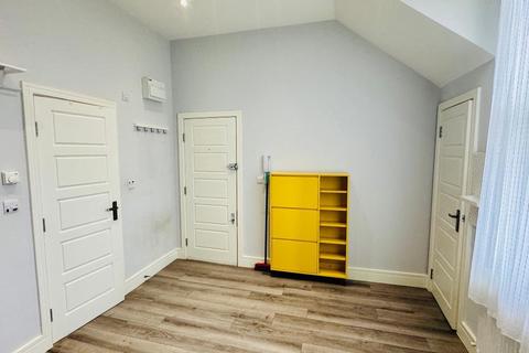 1 bedroom flat to rent, Queen street, Maidenhead, SL6 1NB