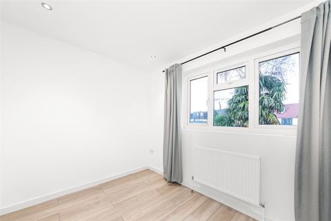 71b Broughton Road, Thornton Heath, CR7 6AG