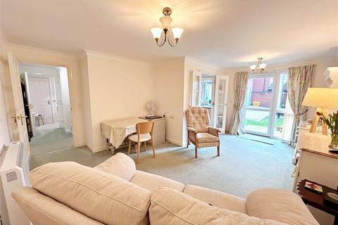 1 bedroom apartment for sale, Lymington Road, Highcliffe, Christchurch, Dorset, BH23