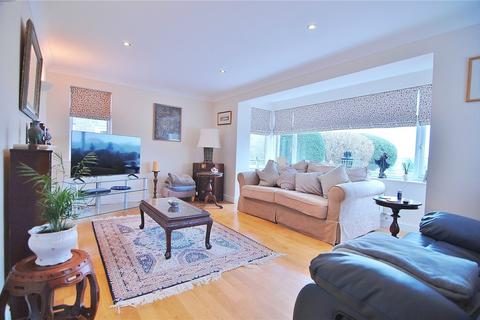 Perlsten Bath Road, Leonard Stanley, Stonehouse, GL10 3LW