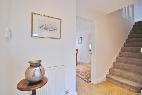 Perlsten Bath Road, Leonard Stanley, Stonehouse, GL10 3LW